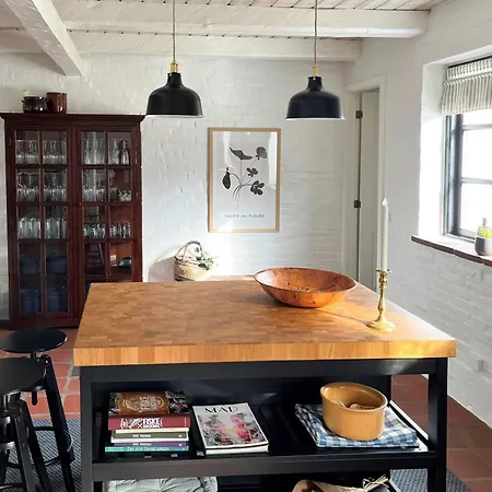 Family-friendly Oustrupgard With History Casa vacanze *